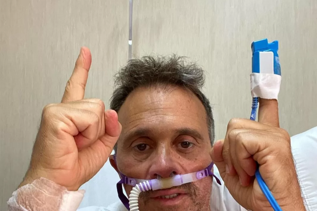 Sergio Lapegue, en la clínica Juncal, de Temperley.