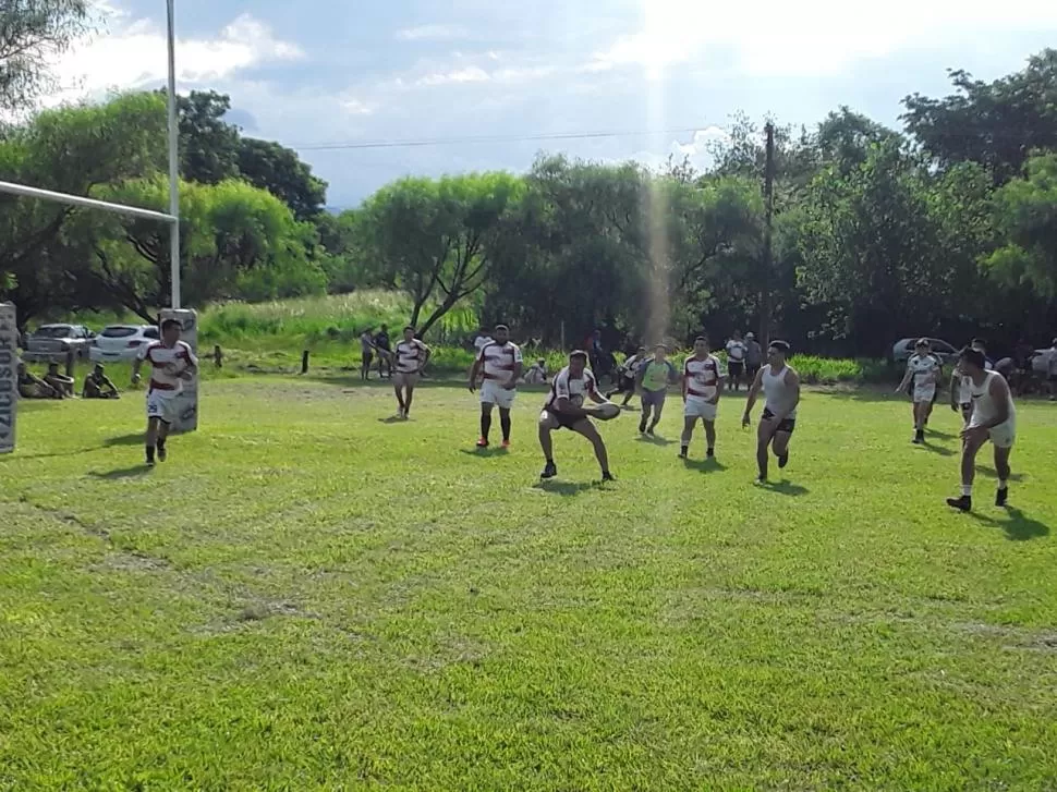 EXPERIENCIA. Algunos habían jugado rugby antes, para otros fue su primera vez. 