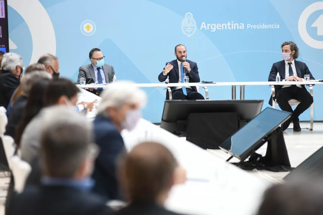   ministro Martín Guzmán, durante la presentación que realizó, aseguró que “fortalecer el Estado Nación es y debe ser una prioridad. 