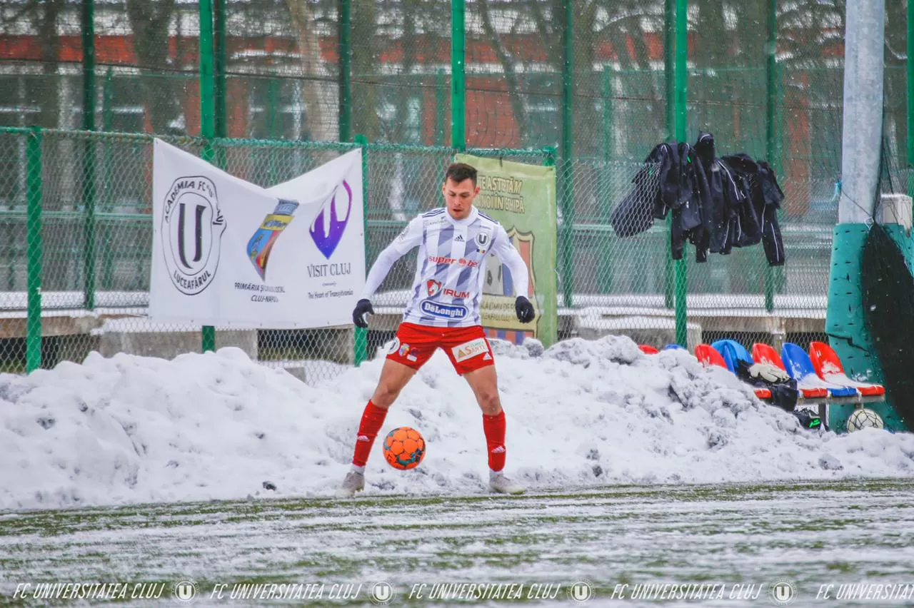 BAJAS TEMPERATURAS. con nieve se entrena en Rumania.