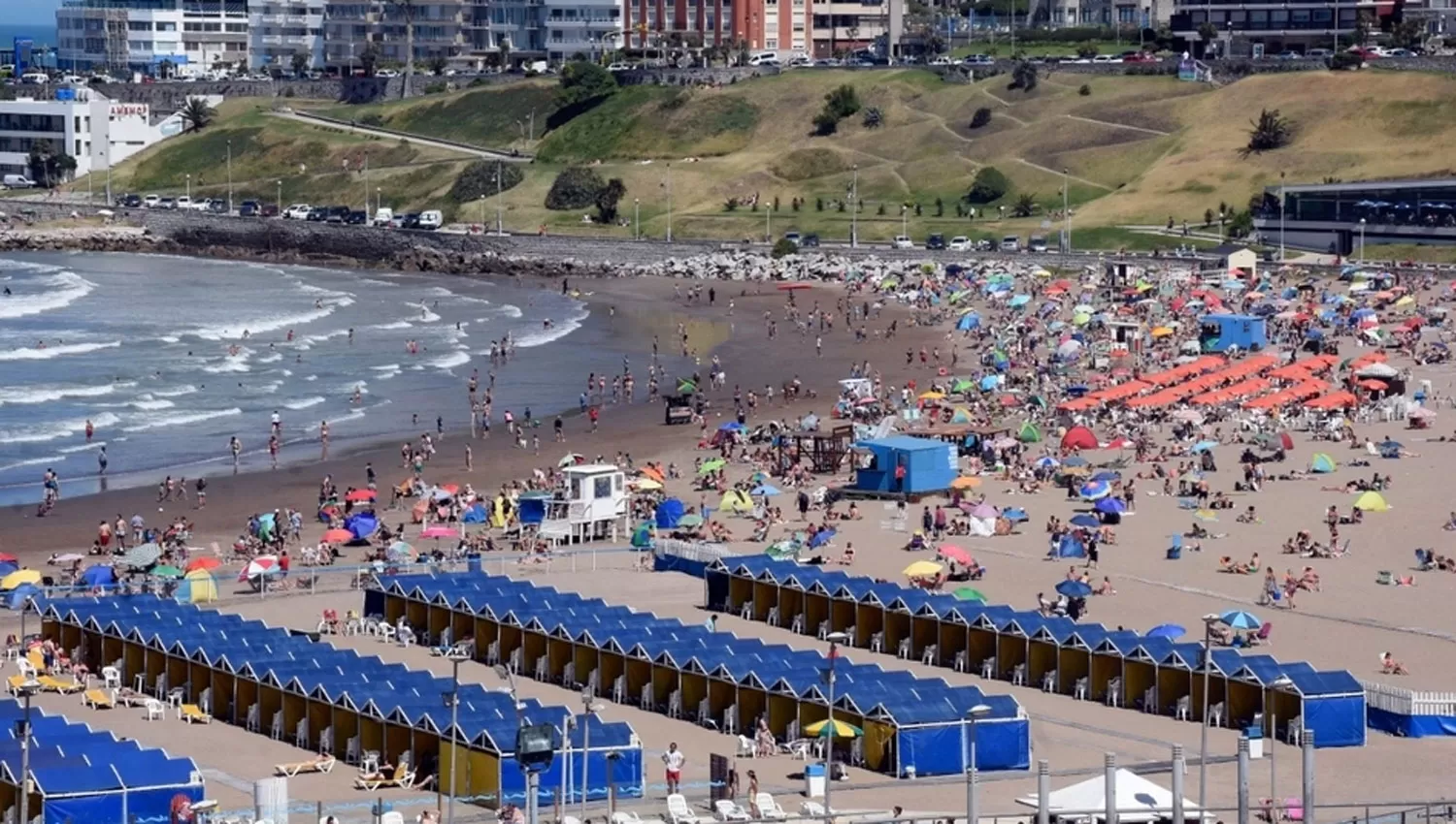 LA MÁS ELEGIDA. Como cada verano, Mar del Plata es el destino más visitado por los argentinos.