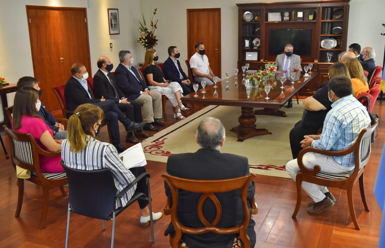 REUNIÓN EN LA LEGISLATURA POR EL BEG / FOTO DE PRENSA HLT