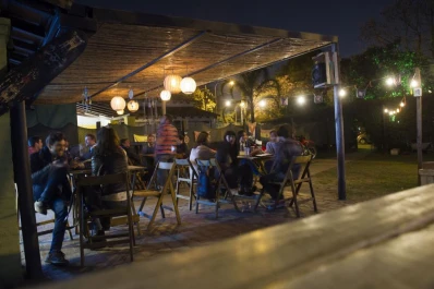 Extienden los horarios para la gastronomía