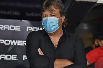 Todo lo que se dijo en las redes sobre el gran debut de Zielinski en Estudiantes