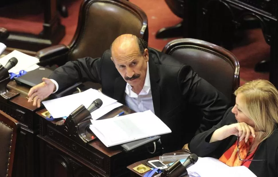Jorge Yoma contra la DAIA: sátrapas, comerciantes, racistas