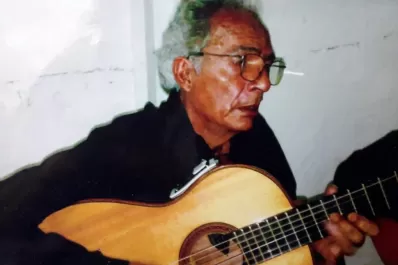El adiós de una guitarra con alma bohemia