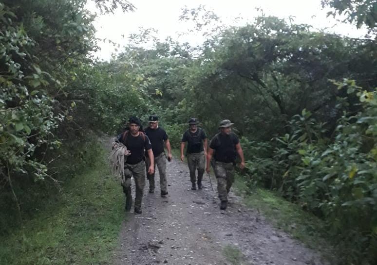 La búsqueda por los senderos y los caminos de montaña.