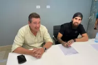 Junior Benítez llega hoy a Tucumán