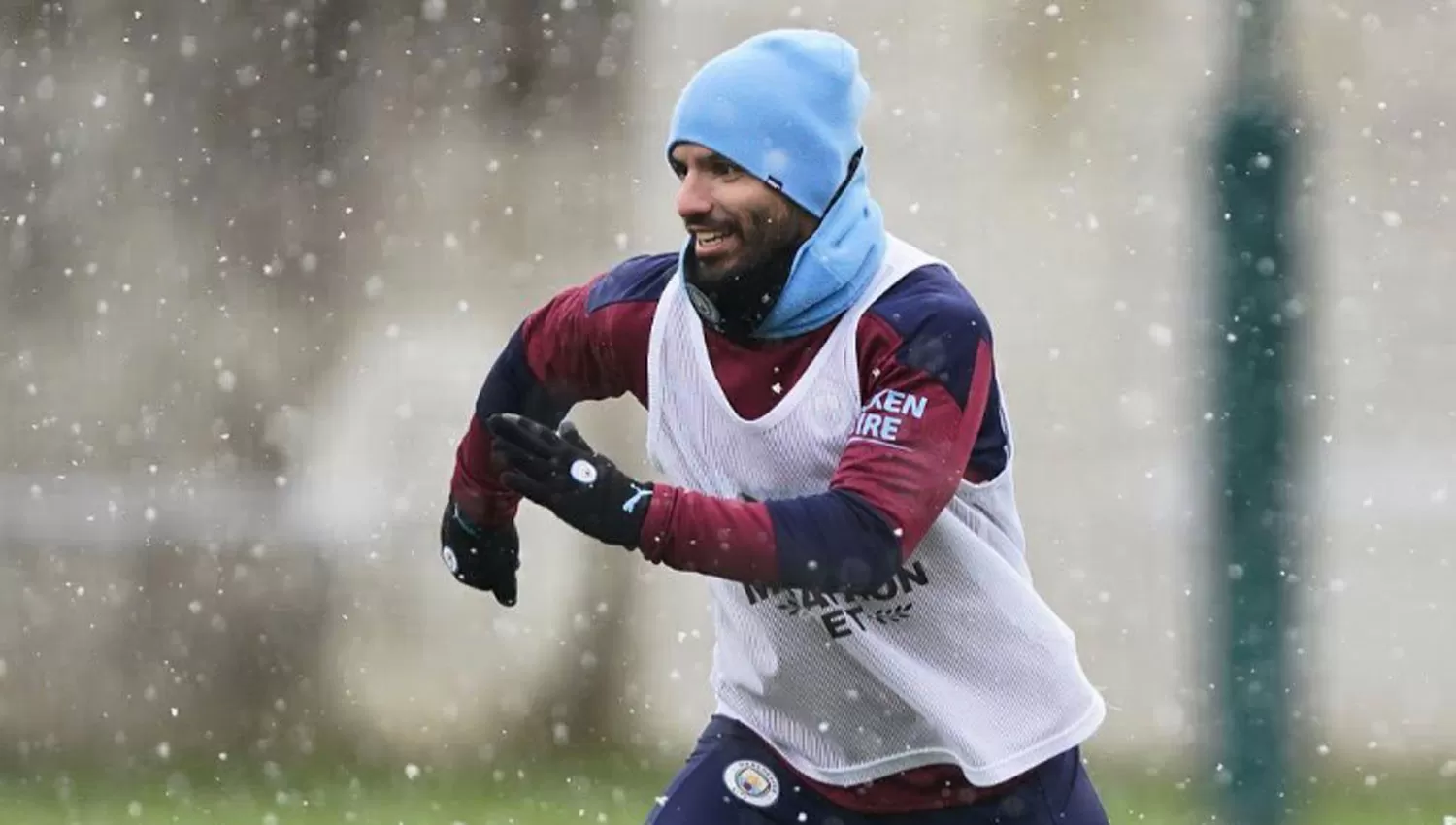 UN CAMBIO. Los medios ingleses no descartan que Agüero sea tentado para jugar junto a su amigo Messi.