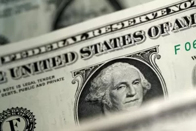 El dólar solidario supera los $ 160, mientras que el blue se mantiene en $ 144