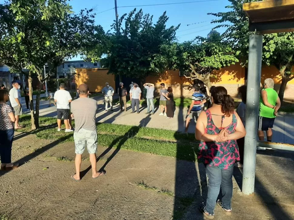 UNIDOS. Por la falta de respuestas oficiales, vecinos de Concepción se organizaron para combatir la inseguridad. 