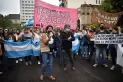Docentes autoconvocados marcharon frente a Casa de Gobierno