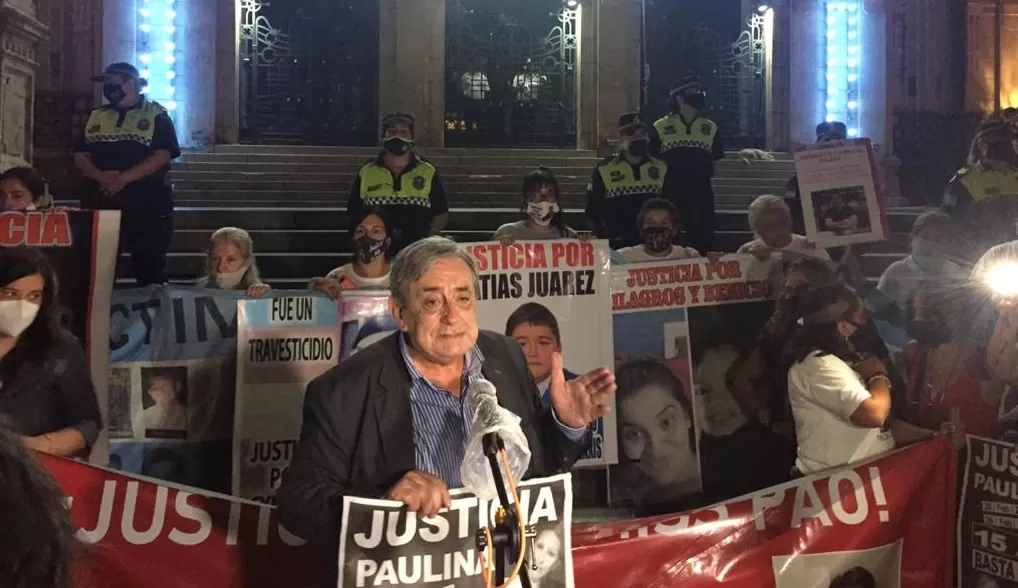 15 AÑOS. Alberto Lebbos encabeza la marcha para exigir justicia por el crimen de su hija, Paulina. Foto: LA GACETA / Diego Aráoz