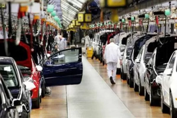 Cómo es el mercado de vehículos 0 km: patentamientos y pocas unidades de gama baja