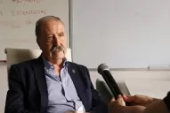 Comparto plenamente las políticas de Salud en materia de vacunación, afirmó Carlos Fernández