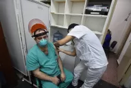 “No podemos estar mendigando las vacunas”