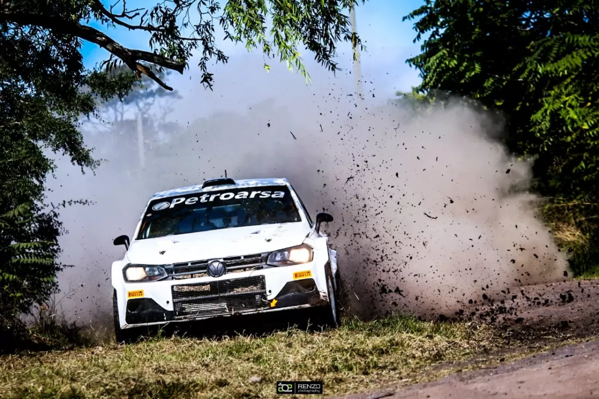 TIERRA. El VW Polo con el que “Gero” Padilla ganó cuatro de los seis especiales de la jornada. 