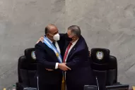 Pujas y tensiones por alcanzar y evitar los 26 votos