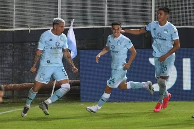 Racing consiguió el primer triunfo en el torneo ante Rosario Central