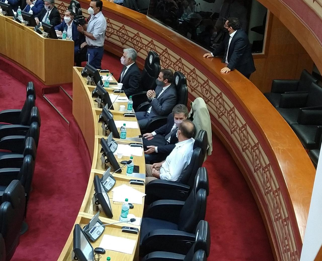 CON EL JALDISMO. Rojas se sentó cerca de los legisladores afines a Jaldo. foto: Martín Soto / LA GACETA