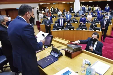 El estallido de la interna deja revuelta a la Cámara