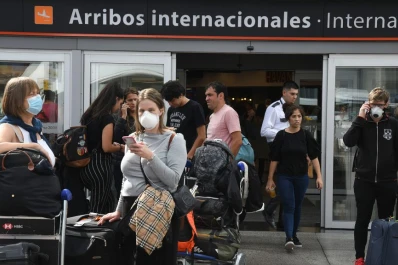 Coronavirus: se restringirán los viajes al exterior