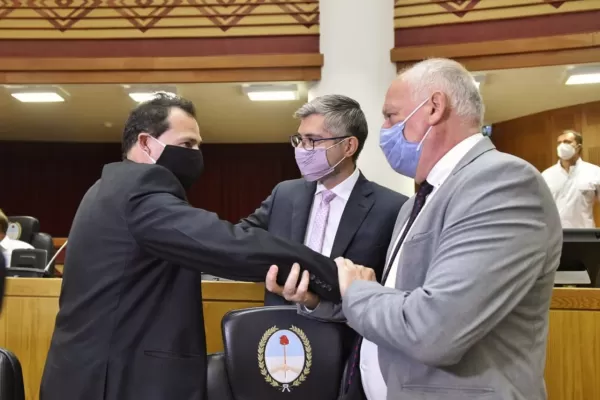 El interventor de la UCR apoyó a Ascárate y a Canelada por la elección del defensor del Pueblo