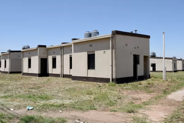 Entregarán 104 casas en el barrio Manantial Sur