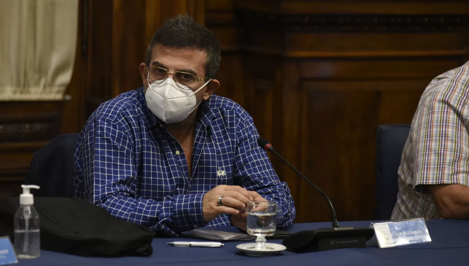 BENEFICIO. El diputado Carlos Cisneros precisó que de los 42.000 tucumanos que actualmente tributan Ganancias, 30.000 dejarán de pagar el impuesto.