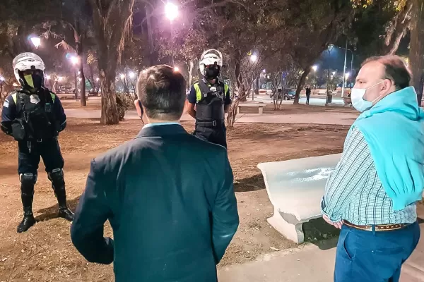 Un funcionario del PE, contra Morof y Cobos: los agravios no ayudan en nada