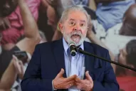 Lula da Silva calificó de absurda la decisión de llevar la copa de la muerte a Brasil