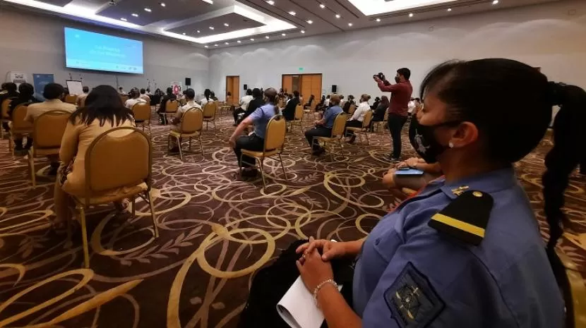 Buscan implementar medidas en materia de género dentro de las fuerzas de seguridad