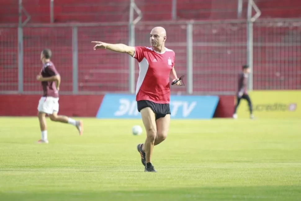 ACCIÓN. San Martín ultima detalles para el debut oficial del domingo. prensa c.a.s.m.