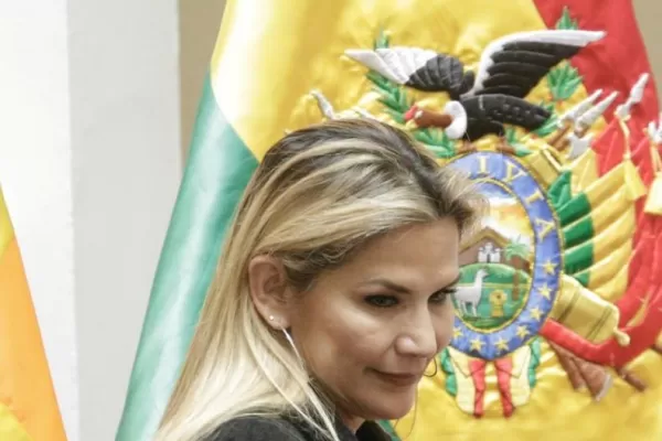 Tensión en Bolivia: detuvieron a la expresidenta Jeanine Áñez