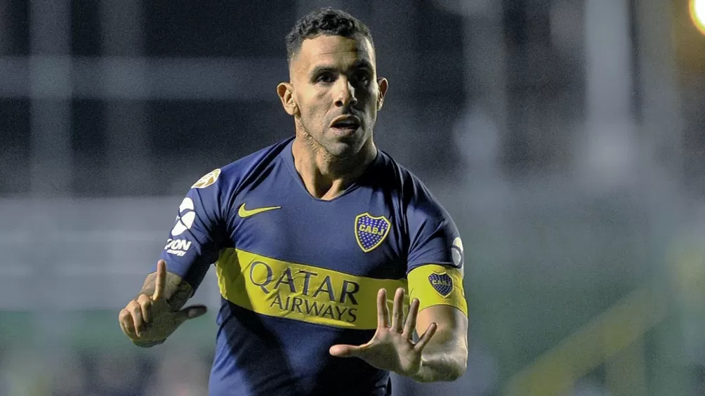 El delantero Carlos Tévez.