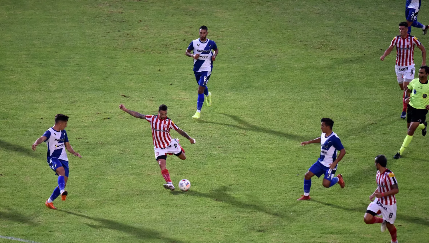 CONFORME. El director técnico del Santo Sergio Gómez destacó el hambre de los jugadores, que crearon numerosas situaciones de gol.
