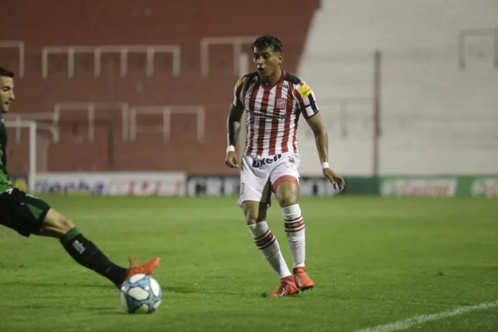 UN REFERENTE. Diarte comenzará su tercera temporada en el club y acumula mucha experiencia en su carrera. El lateral es una de las voces de mando en el plantel. twitter@casmoficial