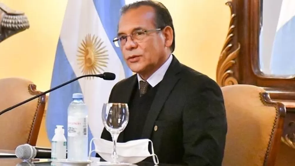 Analizan denunciar penalmente al ministro de Salud correntino por el escándalo de las vacunas