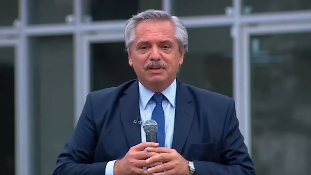 El mandatario destacó la inversión en obras públicas que realizó el Gobierno nacional.