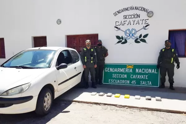 Interceptan un cargamento de droga, que tenía a Tucumán como destino