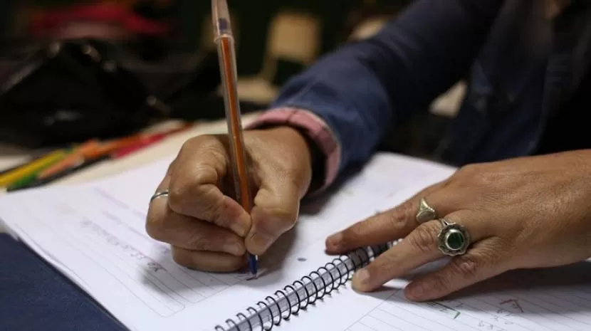 Volver a estudiar. Abren las inscripciones para quienes buscan terminar la primaria o secundaria. FOTO GOBIERNO DE TUCUMÁN. 