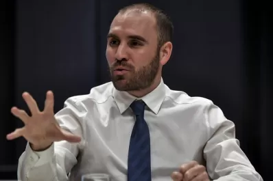 Guzmán inicia la gira por Europa en busca de un nuevo acuerdo con el FMI