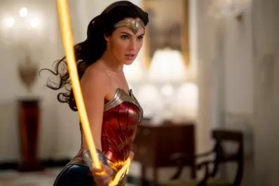 “Mujer Maravilla 1984”, la apuesta de DC contra Marvel