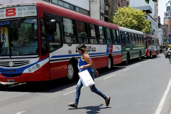 Mañana continuará el paro de ómnibus en las líneas 8, 131 y Rutas del Sur