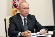 Biden eleva el tono de la pelea y Putin lo desafía a un debate