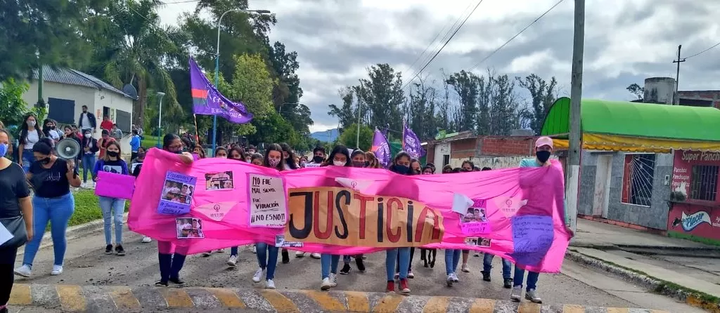 MARCHA EN BURRUYACU. Foto de Twitter @fpdstuc