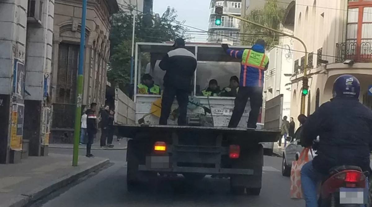Inspectores de tránsito.
