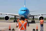 Carignano: Se podrá habilitar vuelos especiales para acelerar el regreso de argentinos en exterior