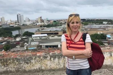 Una mujer murió tras un asalto de un motoarrebatador que la arrojó al piso en Buenos Aires