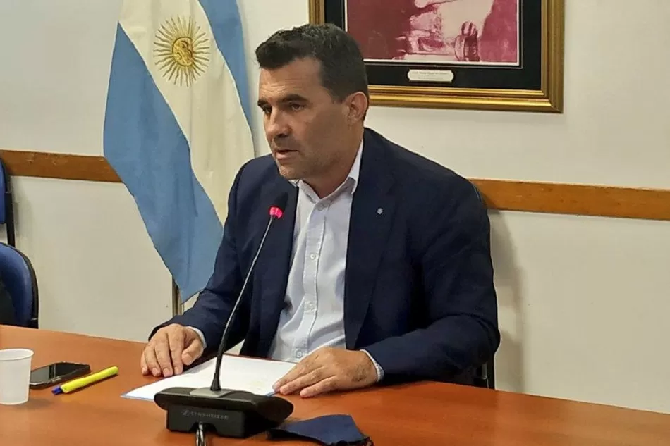 INFORMATIVO. El secretario no precisó cómo seguirá la actividad.